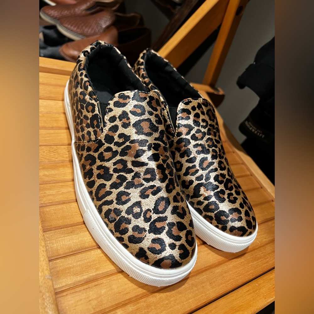 Fun Leopard women’s loafers